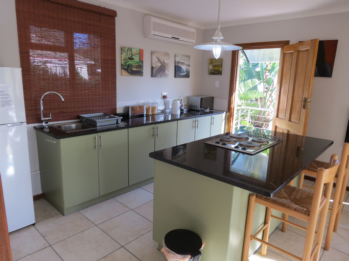 Dining Room 7