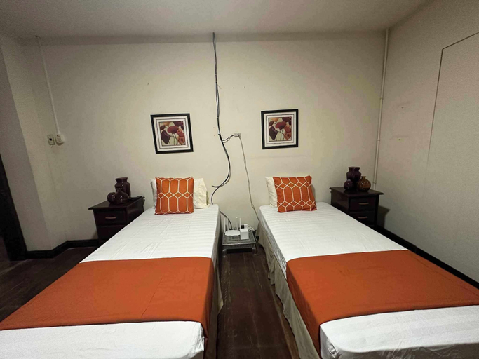 Bedroom 2, Cielo Vista BED and BREAKFAST, Tacloban City