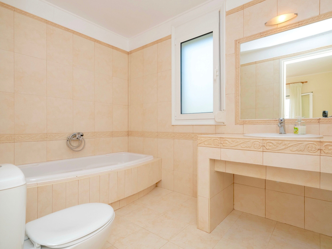 Bathroom 4, Dafni Villa by LeaderStay, Crete
