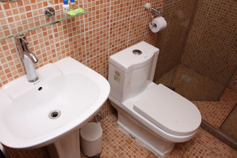 Bathroom, The Grill House, AbujaMun