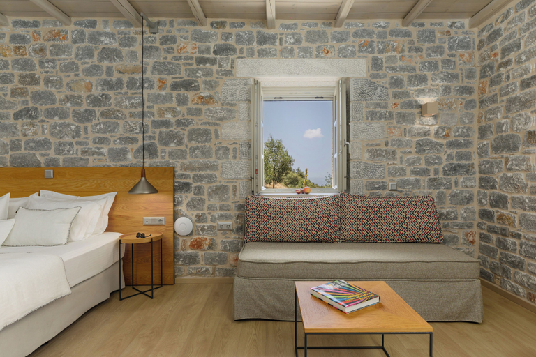Bedroom 4, Trapela Limeni Luxury Suites, Peloponnese