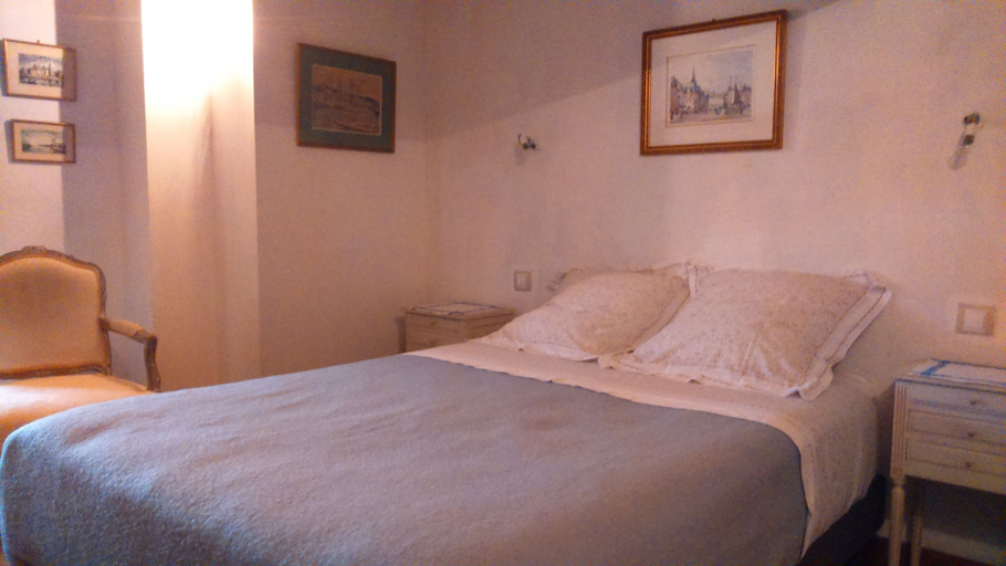 Bedroom 4, Chateau de la Semondiere, Manche