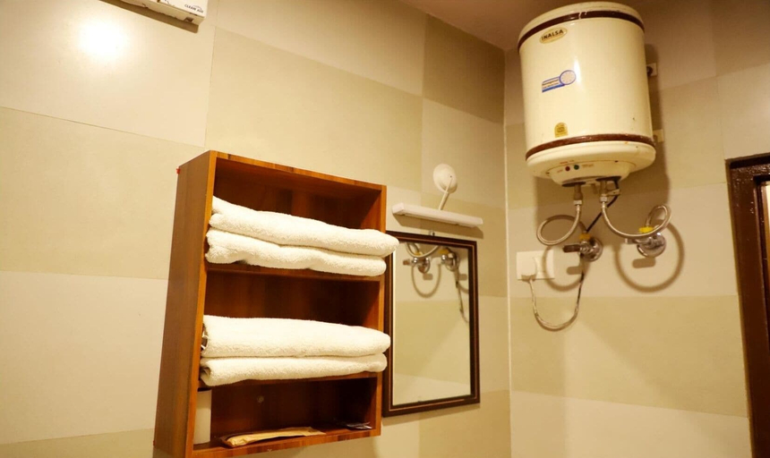 Bathroom 3, Symphony by Devbhoomi Corbett Resort, Nainital