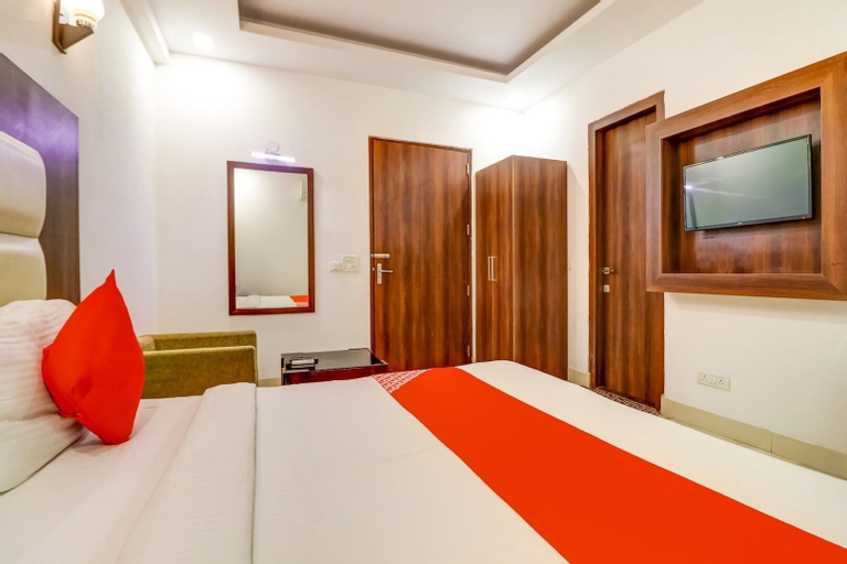 Bedroom 12