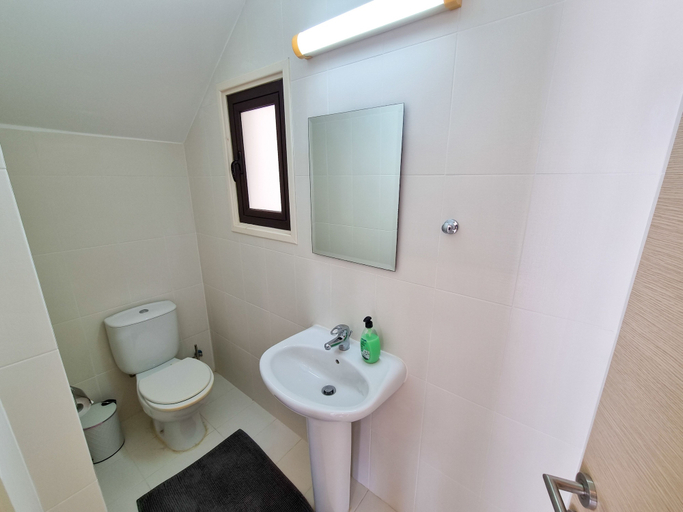 Bathroom, Liza Dream House, Larnaca