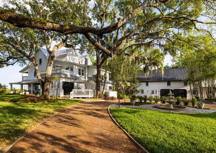 Exterior & Views 2, VICTORIA 1883, Volusia