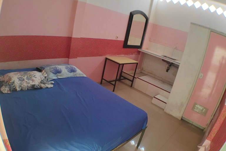 Bedroom 4, Charis Homestay, Surabaya