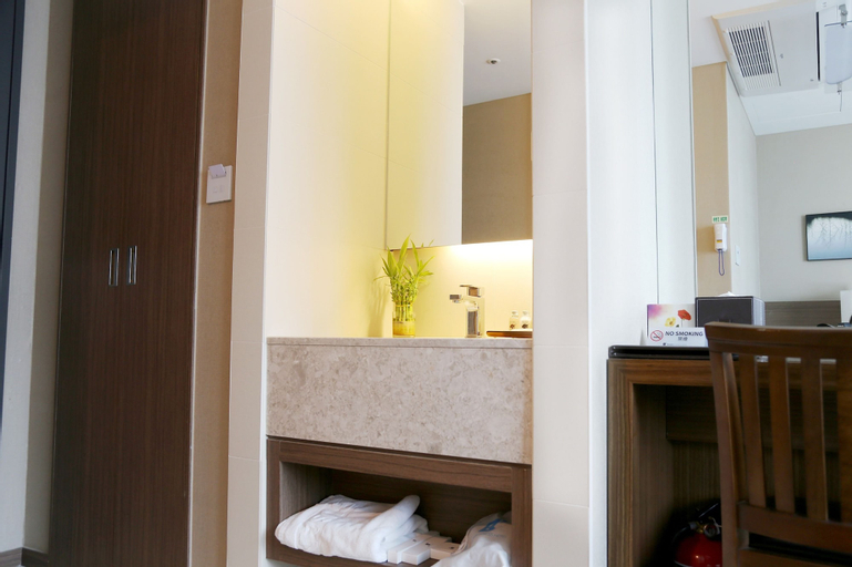 Bedroom 24