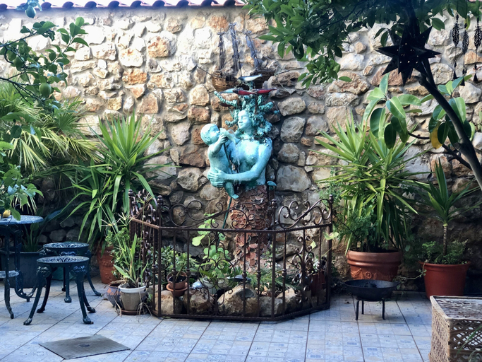 Others 5, House Sleeps 4 With Private Garden, Portimão