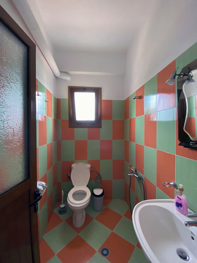 Bathroom 4, Green Garden Villa, Sarandës