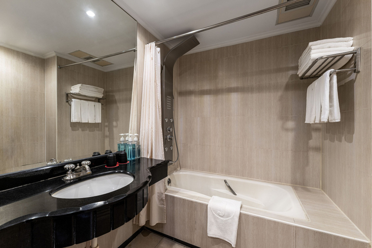 Bathroom, Hotel j Metropolis, Hsinchu City