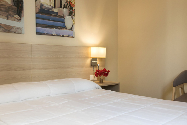 Bedroom 3, Esperance 2, South Aegean