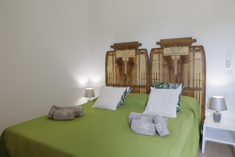 Bedroom 3, TD Trulli Saveni Trulli With Pool Near the Centre, Bari