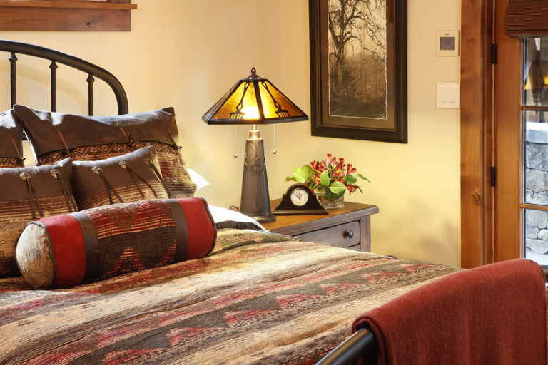 Bedroom 2, Headwaters Private Residences at Eagle Ranch Resort, East Kootenay