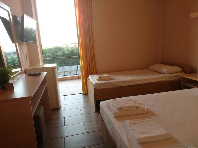 Bedroom 3, Ocean-Pacific, West Greece