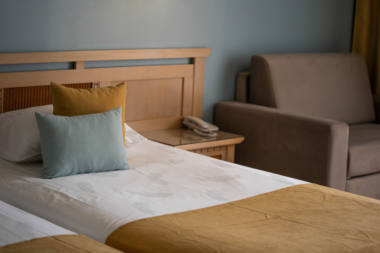 Bedroom 4, HVD Club Hotel Miramar - Ultra All Inclusive, Nesebar