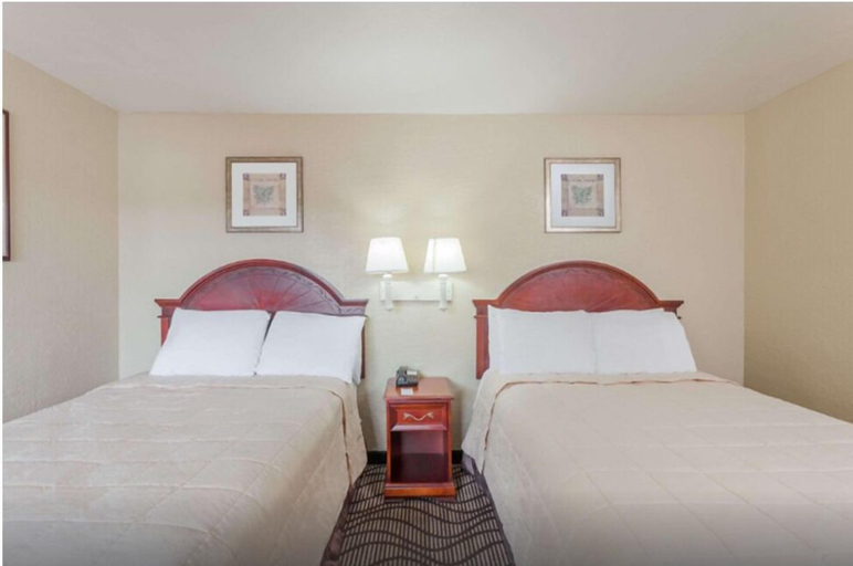 Bedroom 4, Tri City Inn, San Bernardino