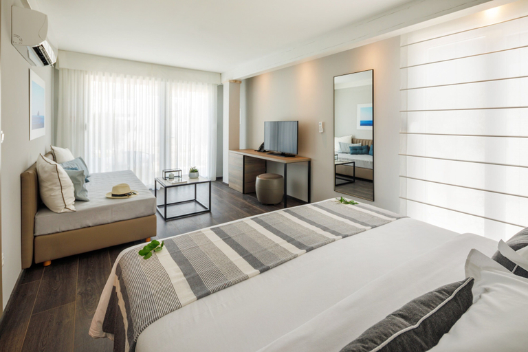 Bedroom 3, Gava Waterman Milna Resort, Milna
