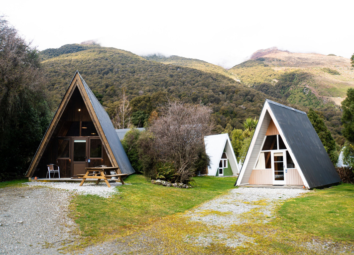 Exterior & Views 2, Wonderland Makarora Lodge, Queenstown-Lakes