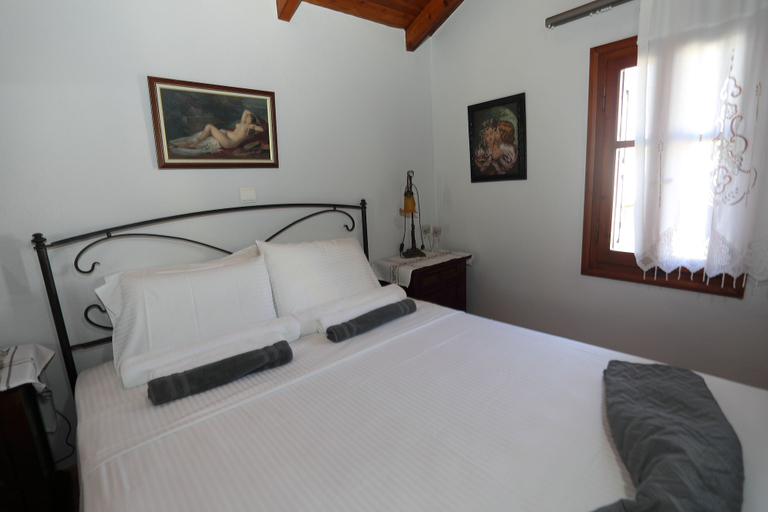 Bedroom 2, Angelina's House, Crete