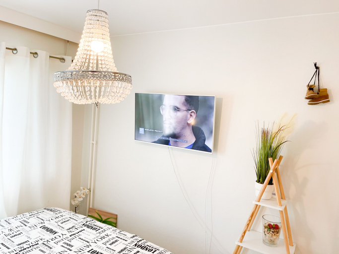 Bedroom 5, 3bed Apartment 18 Mins by Metro to Helsinki Centre, Uusimaa