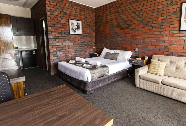 Bedroom 10