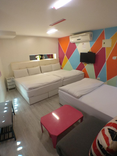 JJ House 6 Pax Room 401, Taichung