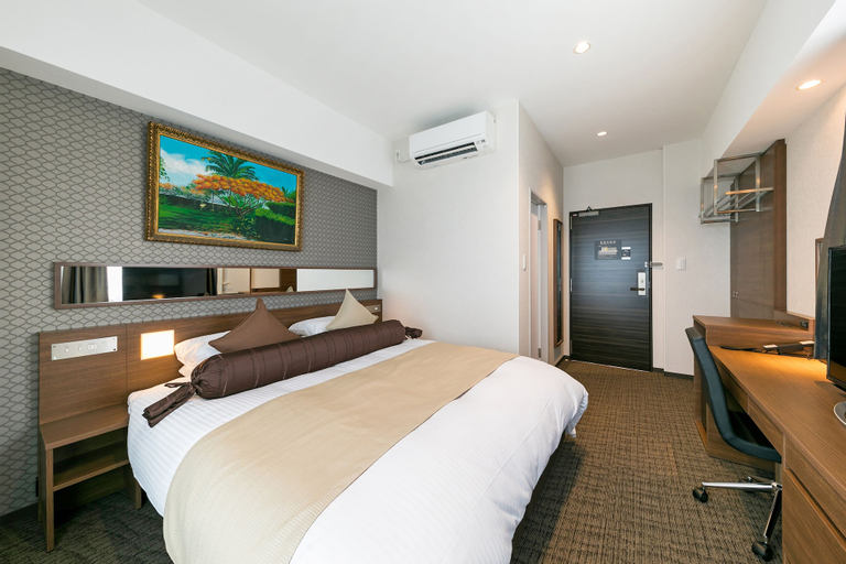 Bedroom 8