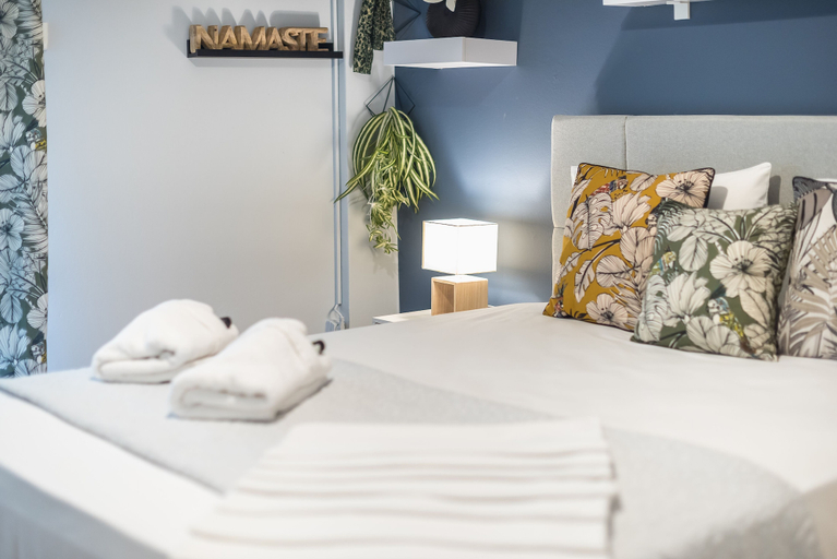 Bedroom 5, City Nest Apartment by Cloudkeys, Attica