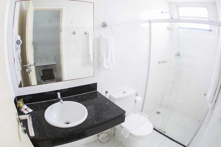 Bathroom 4, Rede Andrade Araras, Aracaju