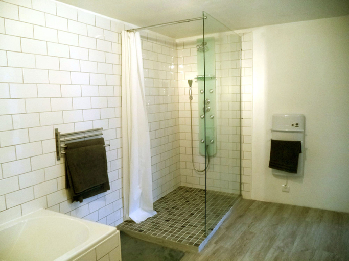 Bathroom 5, Chambre d'Hote La Gauviniere, Vendée