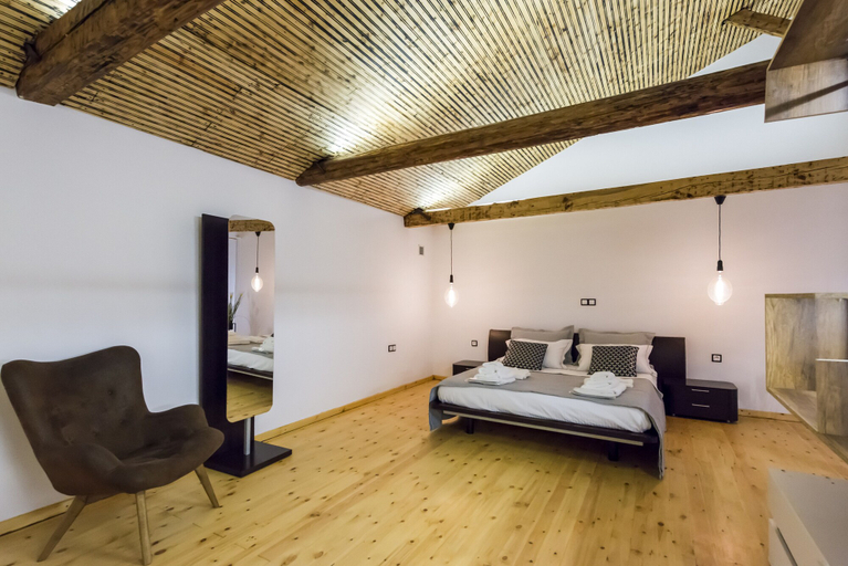Bedroom 3, Aigli Seafront Loft-Bespoke Design Gem, Peloponnese