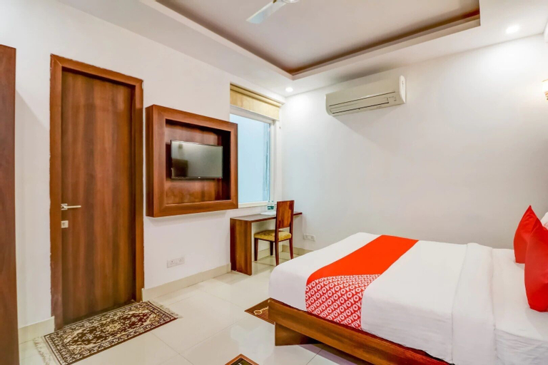 Bedroom 13