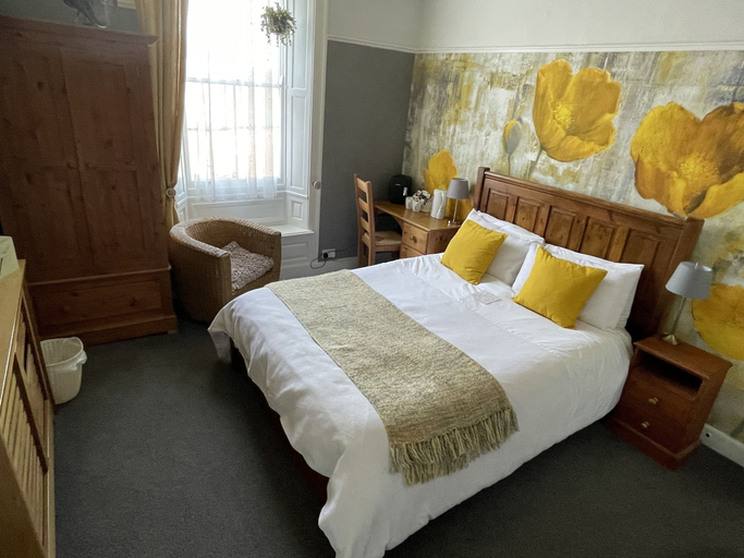 Bedroom 3, The Mansion House Hotel, Lincolnshire