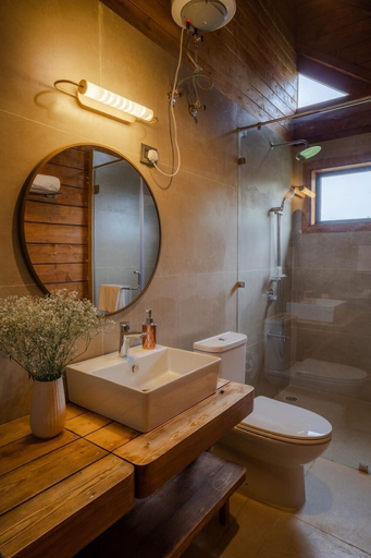 Bathroom 3, Avalon Cottages Kanatal, Tehri Garhwal