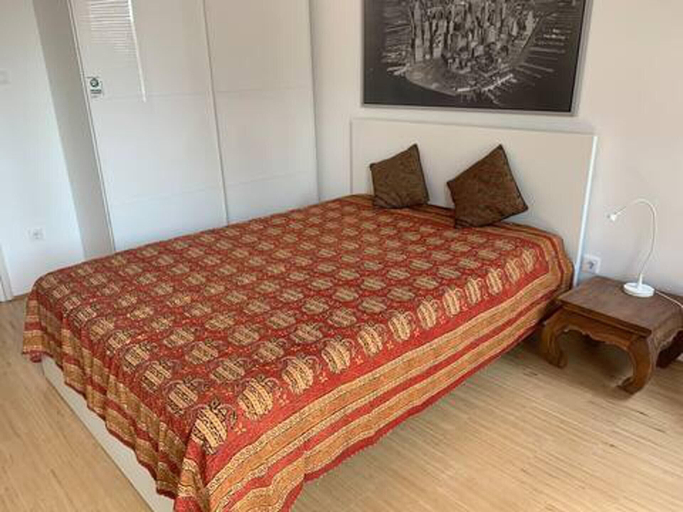 Bedroom 4, Maharaja Mountain Palace 3-bed Apartment in Buda, Budapesti