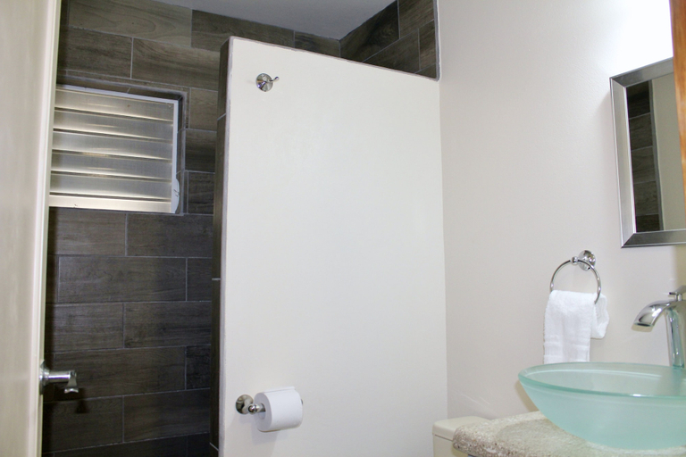 Bathroom 5, San Pablo Villas