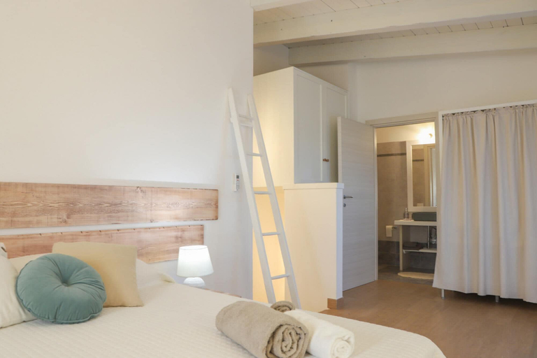 Bedroom 4, TD Trulli Saveni Trulli With Pool Near the Centre, Bari