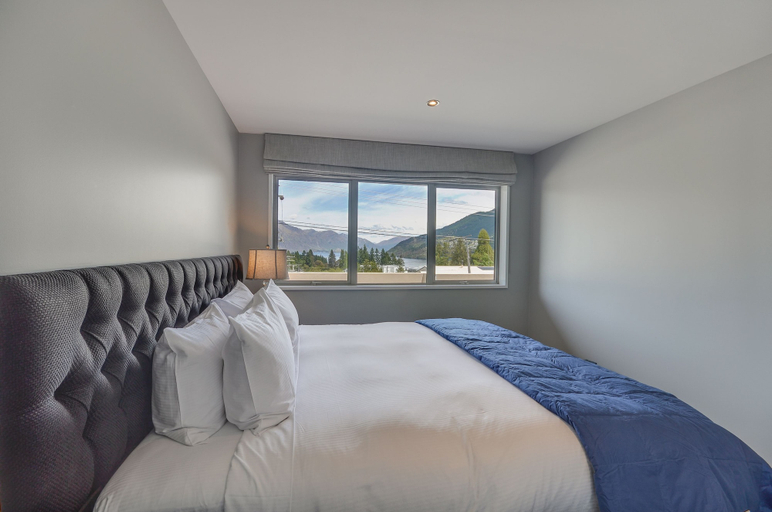 Bedroom 3, Villa Two at Vailmont Queenstown, Queenstown-Lakes