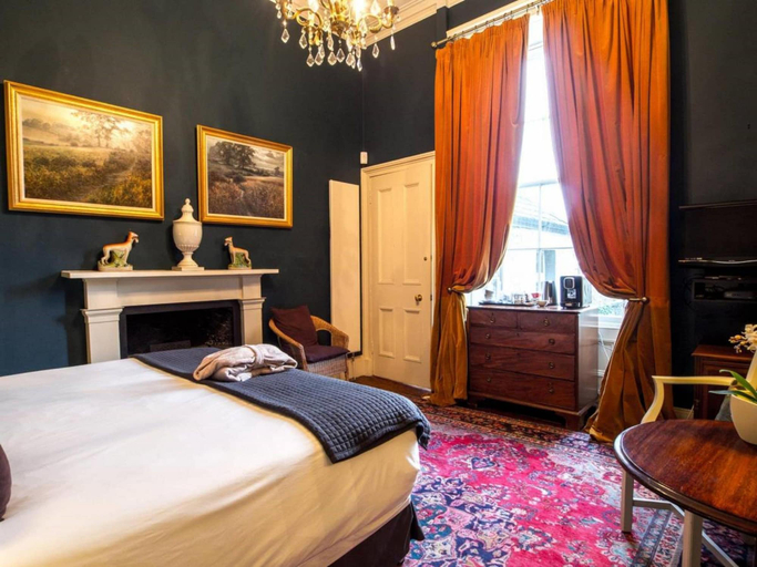Bedroom 3, Six Brunton Place, Edinburgh