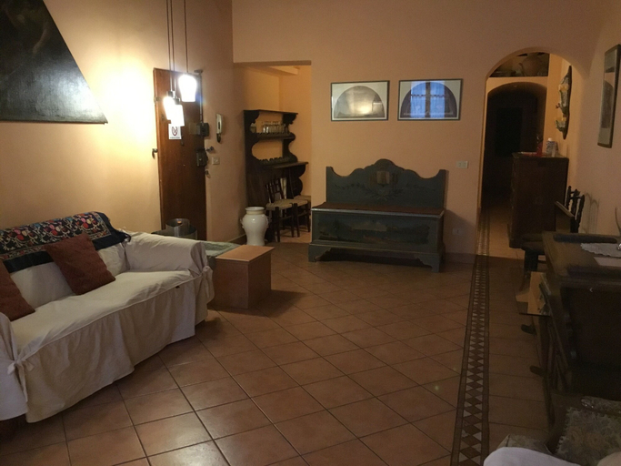Room 4, Ruote Apartment First, Florence