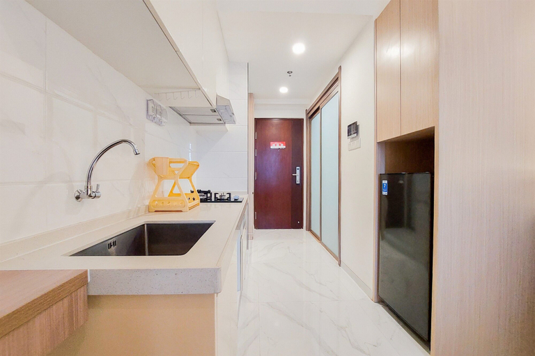 Others 3, Comfy Studio Room At 31St Floor Sky House Bsd Apartment, South Tangerang
