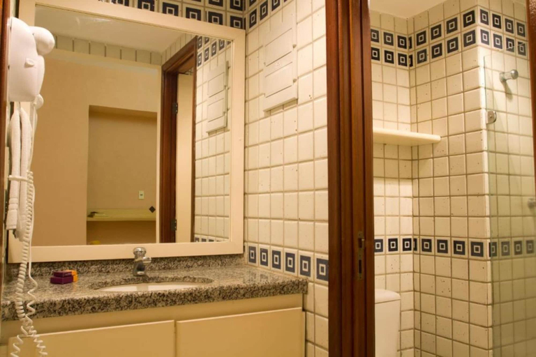 Bathroom 5, Mercure Recife Navegantes Hotel, Recife