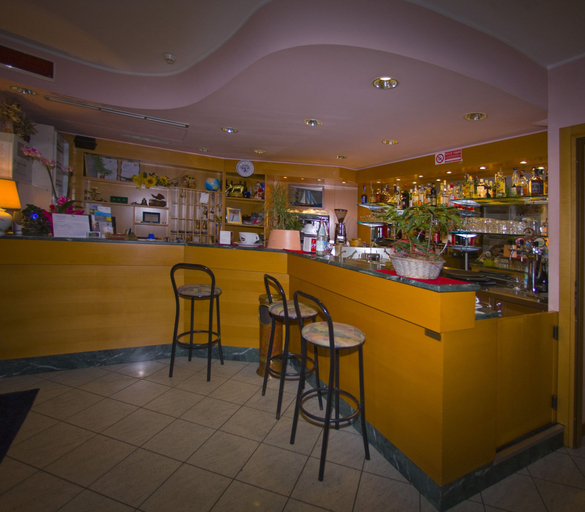 Food & Drinks 5, Il Canneto, Varese