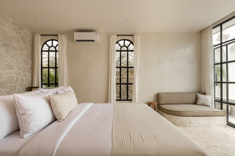 Bedroom 12