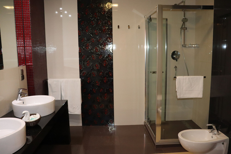 Bathroom 4, Hotel Rydzewski, Ełk