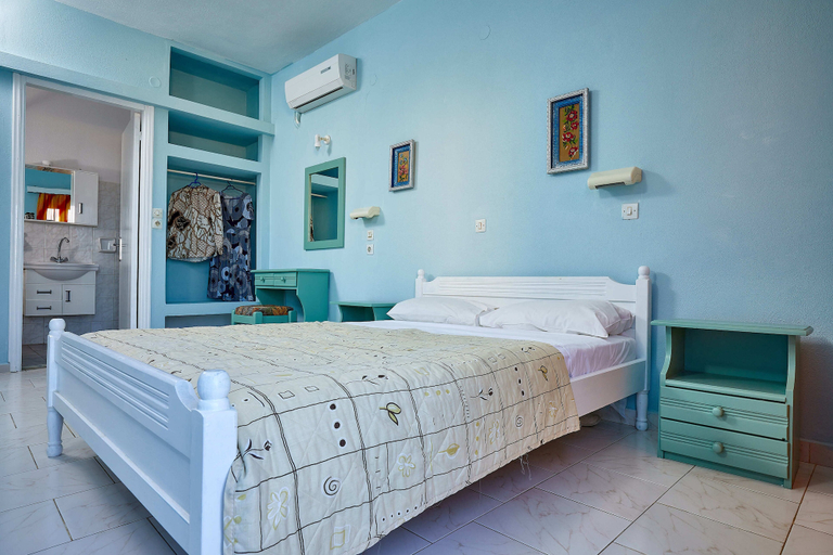 Bedroom 4, Glaros Hotel, South Aegean