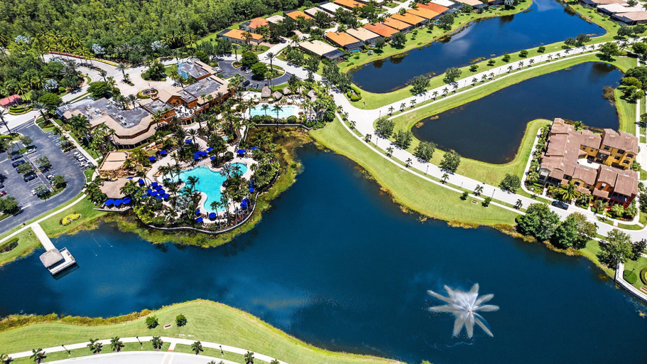 Exterior & Views 2, Paseo 4107, Lee