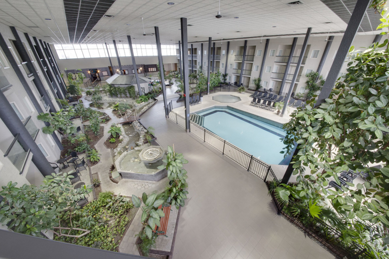 Sport & Beauty 2, Coast Kamloops Hotel & Conference Centre, Thompson-Nicola
