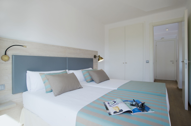 Bedroom 3, Pierre & Vacances Estartit Playa, Girona